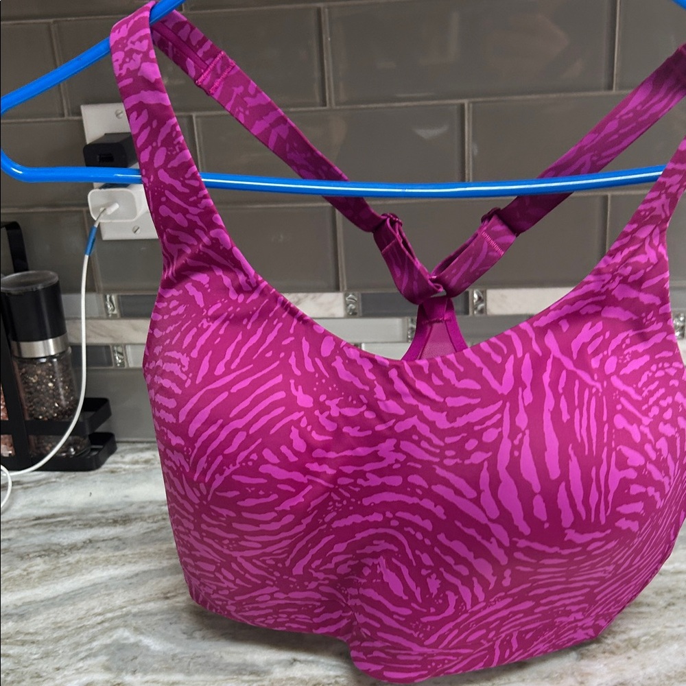 Athleta Advance Sport Bra Women 38 D Pink Purple Printed HIGH IMPACT HOOK N EYE